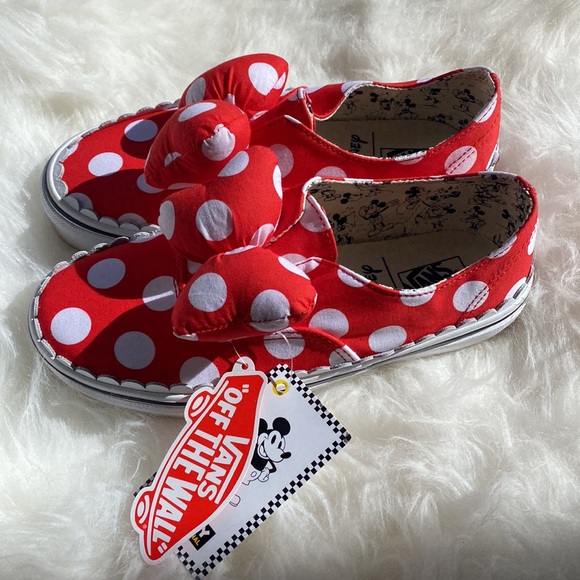 MINNIE MOUSE VANS. RED & WHITE POLKA DOT SLIP ONS WITH BOWS ON TOP!!! KIDS SZ 3 - Picture 2 of 5